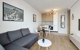 Elegant 3City Apartment With Parking In Gdansk By Noclegi Renters